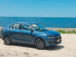 Suzuki Dzire 2024 llega a México con un diseño independiente, destacando su parrilla amplia, ópticas LED y calaveras cuadradas. ESPECIAL