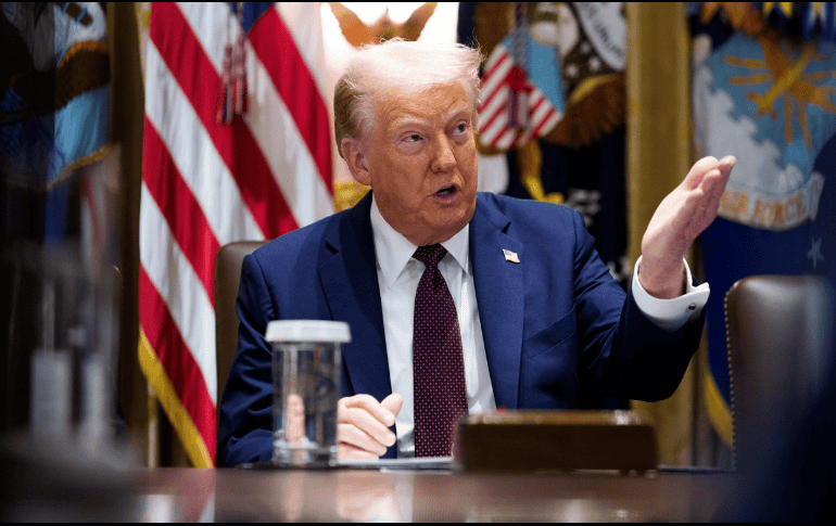 El viernes, un tribunal federal de apelaciones de Estados Unidos dictaminó que Trump no tenía derecho legal para imponer aranceles a decenas de países. EFE/EPA/A. Schwartz