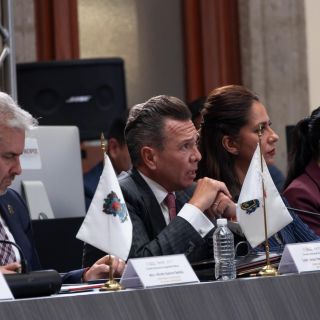 Lemus pide que se homologuen criterios de seguridad en centrales camioneras del país para evitar desapariciones