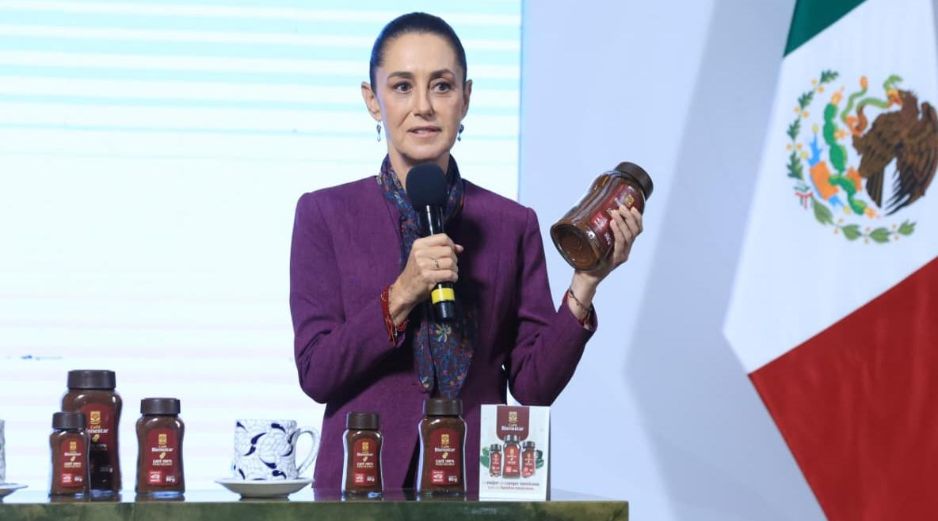 La Presidenta Claudia Sheinbaum presentó en “La Mañanera del Pueblo” el Café Bienestar. SUN/ F. Rojas