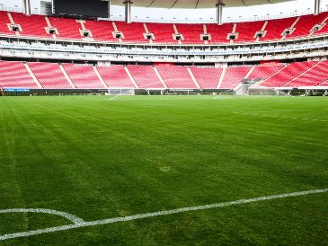 Se espera que Chivas pueda jugar el siguiente encuentro como local en la cancha del AKRON sin inconvenientes. EL INFORMADOR / ARCHIVO