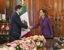 Durante la reunión se reafirmó la cooperación en materia de seguridad entre Estados Unidos y México, lo que comprende el desmantelamiento del crimen organizado trasnacional, atender el movimiento migratorio ilegal, y poner fin al tráfico de drogas y armas. EFE / Presidencia de México