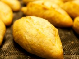 Ambos son panes sin azúcar, de sabor neutro, ideales para acompañar distintos platillos. EL INFORMADOR/ ARCHIVO.
