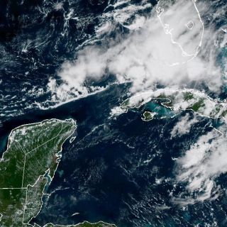 SMN mantiene zona de vigilancia por posible ciclón en el Atlántico