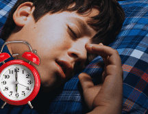 La Coordinación de Unidades de Primer Nivel subrayó la importancia de establecer rutinas nocturnas que aseguren un descanso de calidad. ESPECIAL / CANVA