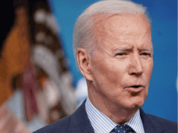 El exmandatario estadounidense habría sido sometido a una intervención de cirugía Mosh, una técnica que se utiliza en los cánceres de piel más frecuentes. AFP/ARCHIVO