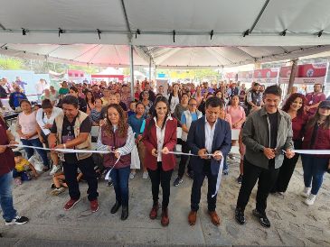 La presidenta de Tlaquepaque expresó que estas ferias consisten en acercar servicios y oportunidades a las personas a través de módulos de asesoría y gestiones. ESPECIAL