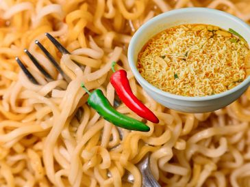 Las sopas instantáneas, de aroma inconfundible, suelen ser una alternativa económica y práctica para quienes tienen prisa y poco tiempo para cocinar algo más elaborado. ESPECIAL / CANVA