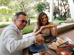 El gobernador Pablo Lemus y la presidenta municipal Vero Delgadillo participan en la celebración. ESPECIAL