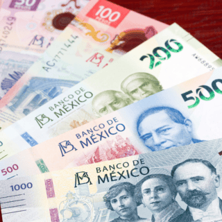 Conoce el significado de ordenar los billetes por denominación, según la psicología