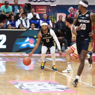 Astros de Jalisco detienen el invicto en casa de Diablos Rojos del México