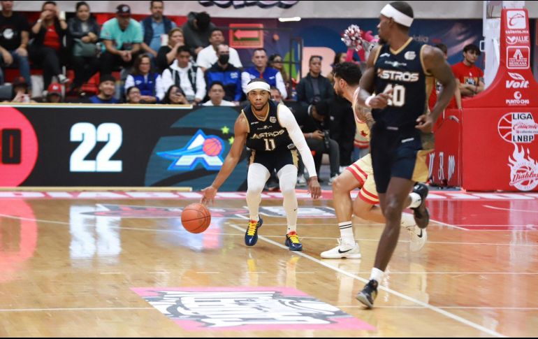 Los Astros de Jalisco siguen imparables y terminaron con el invicto en casa de los Diablos Rojos del México. X/ @AstrosJalisco.