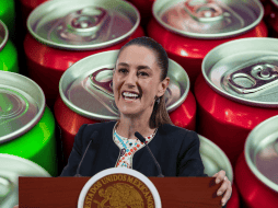 Para el consumo de bebidas saborizadas, se plantea incrementar la cuota del IEPS a 3.0818 pesos por litro de producto. EFE / ARCHIVO / ESPECIAL