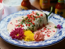 Creado en Puebla en 1821, los colores del chile en nogada representan la bandera nacional. EL INFORMADOR/ A. Navarro