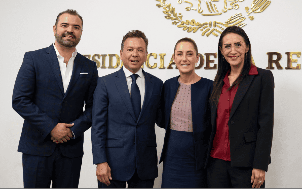 Quirino Velázquez, Laura Imelda y Lemus con Claudia Sheinbaum en el marco de la Reunión Nacional de Seguridad Pública. ESPECIAL
