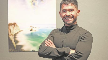 La exposición “Mirarnos Arriba” del astrofotógrafo Alfonso Hernández presenta 20 imágenes que fusionan ciencia y arte. EL INFORMADOR/ J. Acosta