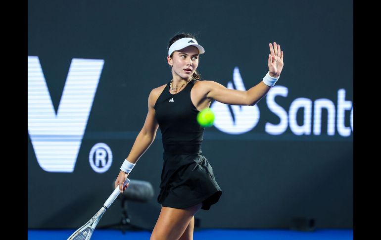 La estadounidense Iva Jovic y la andorrana Victoria Jimenez Kasintseva fueron las protagonistas de un encuentro sumamente emocionante y reñido. EL INFORMADOR / A. Navarro