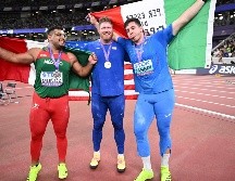 Uziel Muñoz pasó del cuarto al segundo lugar en su sexto y último intento, para colgarse la presea de plata. AFP / K. Kudryavtsev