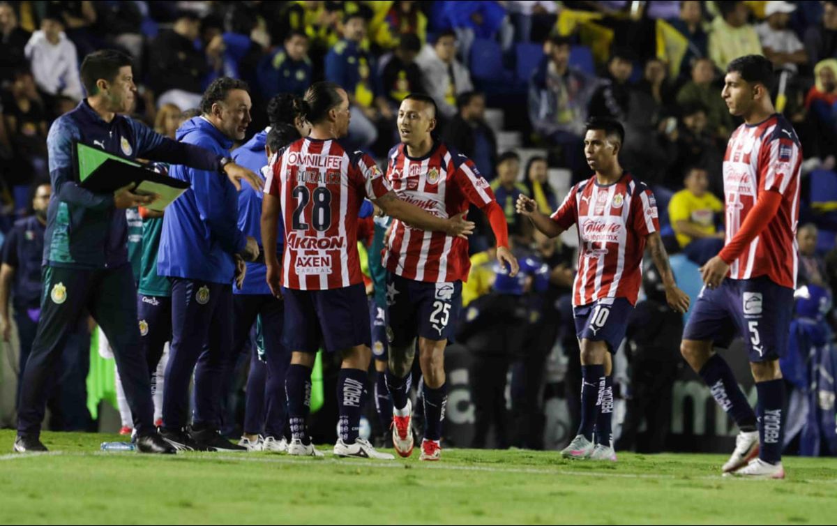 Mantener el orden defensivo antes de lanzarse al ataque fue una de las claves de la victoria. SUN/C. Mejía