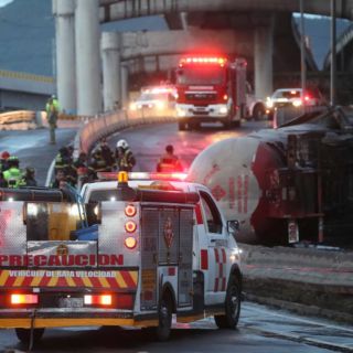 Se mantiene en 13 el número de muertos por explosión de pipa en Iztapalapa