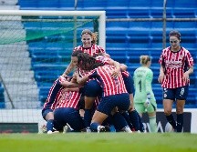 Chivas Femenil rompió la etiqueta de víctima e impuso sus condiciones en el Clásico Nacional. IMAGO7/D. Padilla