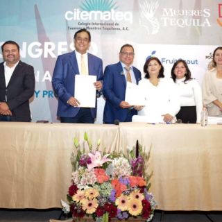 IDEFT y CITEMATEQ fortalecen la profesionalización de la industria tequilera