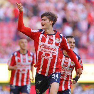 Chivas: Armando González, el joven goleador que se abre paso en la Liga MX