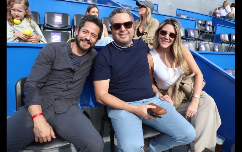 Patricio de Sentis, Enrique Yamuni y Lorena Villaseñor. GENTE BIEN JALISCO / C. Jimeno
