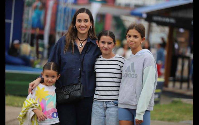 Regina Tostado, Ana Paula Martínez, Isabella Tostado y Renata Tortolero. GENTE BIEN JALISCO / C. Jimeno