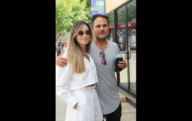 Claudia Vázquez Aldana y Pavel Carrillo. GENTE BIEN JALISCO / C. Jimeno