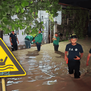 Fuerte tormenta castiga a Vallarta y atemoriza a sus habitantes (FOTOS)