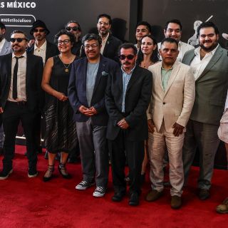 Brillo y elegancia en la alfombra roja de los Premios Ariel en Puerto Vallarta