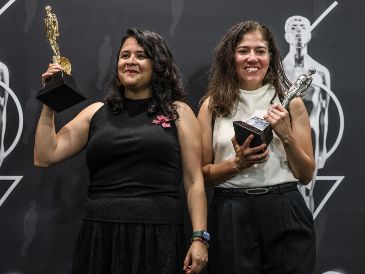 Sujo", de Astrid Rondero y Fernanda Valadez se llevó el Ariel a Mejor Película; "el cine debe ser más diverso, el cine debe de hablar de nuestros tiempos, el cine debe ser la oportunidad de aquello que nos duele", comentó la directora.  EL INFORMADOR/ A. Navarro