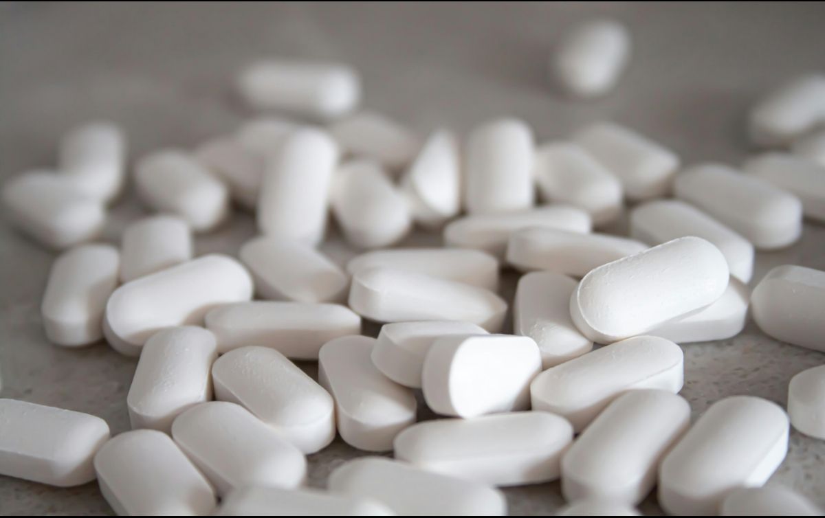 Tylenol se lanzó en 1955 y originalmente se desarrolló como una alternativa más segura a la aspirina. UNSPLASH