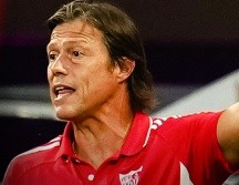 Almeyda espera que en el balompié español pueda tener un proceso similar al que vivió con el Guadalajara. X/ @SevillaFC.