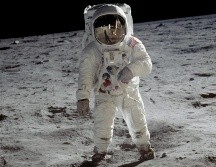 Cuatro astronautas viajarán a bordo de la nave Artemis II, que dará una vuelta alrededor de la Luna antes de regresar a la Tierra. EFE / ARCHIVO