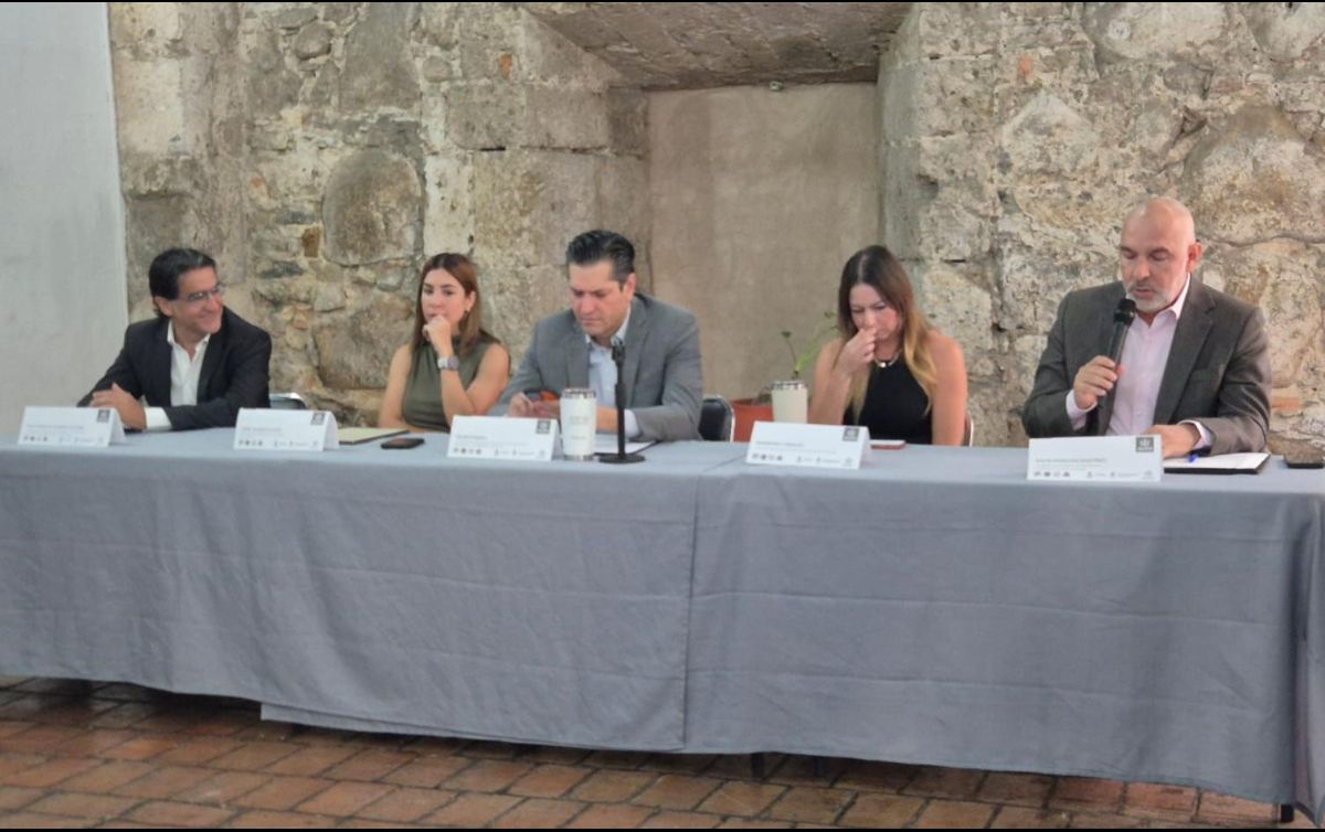 La secretaria de Desarrollo Económico del Gobierno del Estado, Cindy Blanco Ochoa, detalló que serán alrededor de mil negocios los que se busca certificar de manera inicial.  ESPECIAL