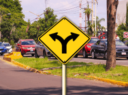 Especialistas coincidieron en que la solución de López Mateos debe ser integral, con visión regional y sustentable, priorizando vías alternas y transporte masivo sobre nuevas estructuras de paso elevado. EL INFORMADOR / ARCHIVO