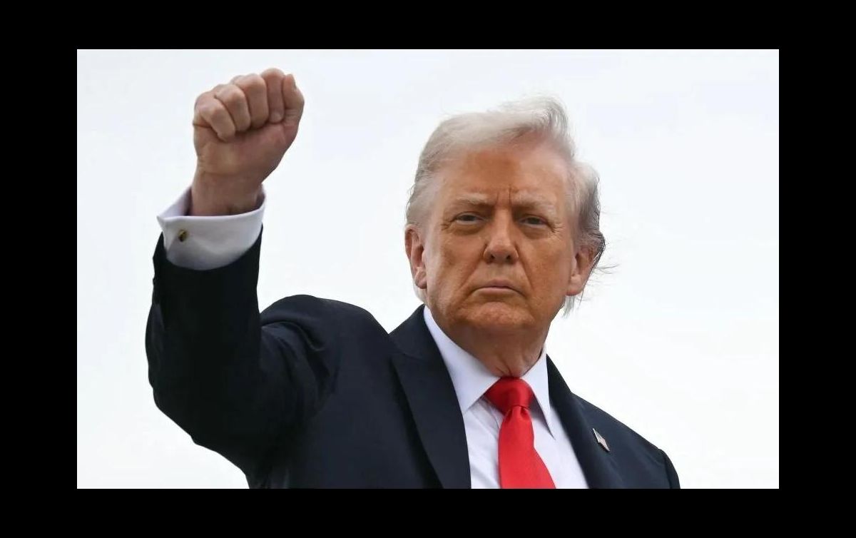 El presidente estadounidense reporta cifras récord de salidas de migrantes sin evidencias claras que las respalden. AFP