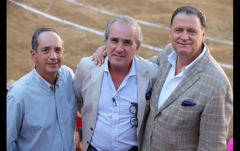 Juan Carlos Casillas, Octavio Casillas y Pablo Moreo. GENTE BIEN JALISCO / Revista del 26 de septiembre 2025