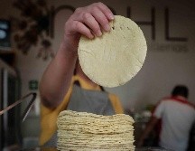 En la nueva tortillería se contempla una producción de 400 kilos al día de tortillas, es decir, de 300 a 400 consumidores de tortillas diariamente. SUN / ARCHIVO