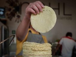 En la nueva tortillería se contempla una producción de 400 kilos al día de tortillas, es decir, de 300 a 400 consumidores de tortillas diariamente. SUN / ARCHIVO
