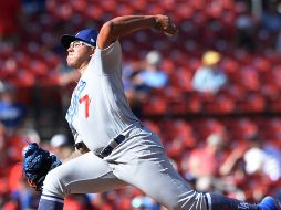 Julio Urías, tras ser suspendido de la MLB por el caso de violencia doméstica, podría tener una segunda oportunidad con Tomateros de Culiacán. AP / ARCHIVO