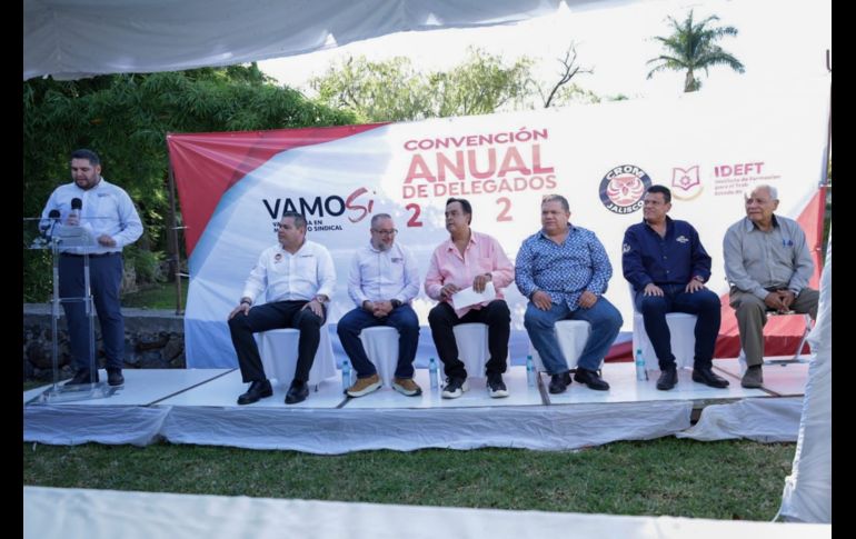 Salvador Cosío Gaona, director del IDEFT, acompañó la jornada de formación dirigida a representantes gremiales. CORTESÍA