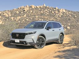 CR-V Sport Touring 2026. Más equipada, más segura y ahora con tracción integral. ESPECIAL