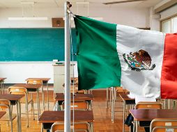 El objetivo de mover algunas conmemoraciones al lunes más cercano es favorecer la convivencia familiar y fomentar el turismo, al mismo tiempo que se brinda un respiro a estudiantes, maestros y trabajadores a mitad del ciclo escolar. ESPECIAL / CANVA