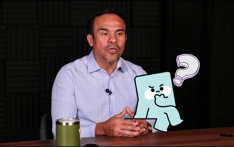 Márquez afirmó que no quería quedarse detrás de un escritorio toda la vida pues, asegura, 