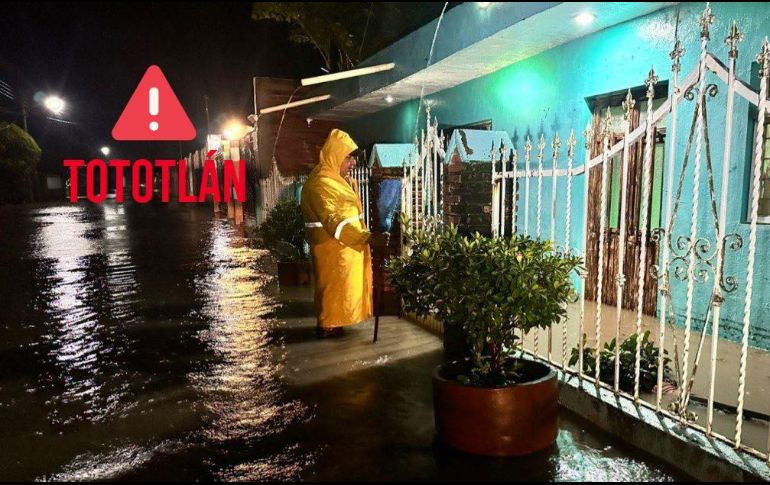 Tototlán sufrió una fuerte inundación tras el desbordamiento del río Tala luego de las lluvias de las últimas horas. ESPECIAL / FACEBOOK Protección Civil Jalisco