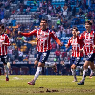 Chivas busca reafirmar su repunte ante Pumas en el Olímpico Universitario