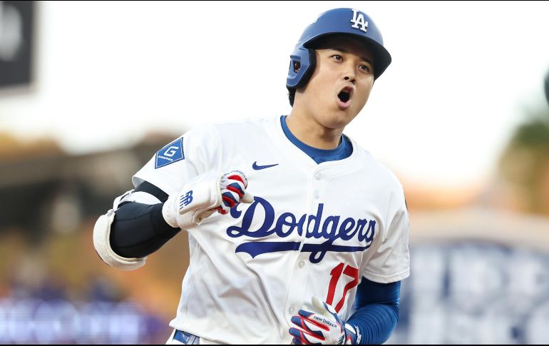 Shohei Ohtani pegó dos jonrones frente a los Rojos de Cincinnati. EFE/A. Dinner
